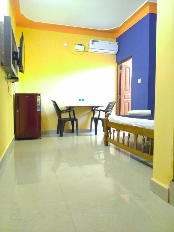 Doris Inn Calagunte Old Goa Exterior photo