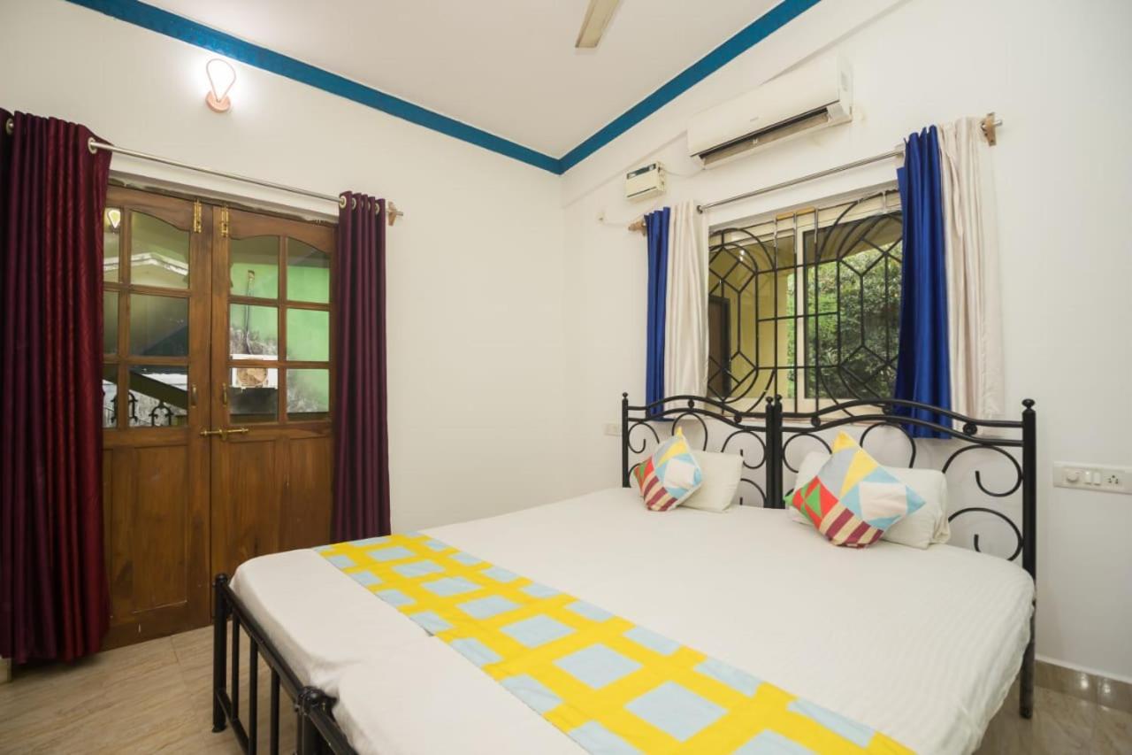 Doris Inn Calagunte Old Goa Exterior photo